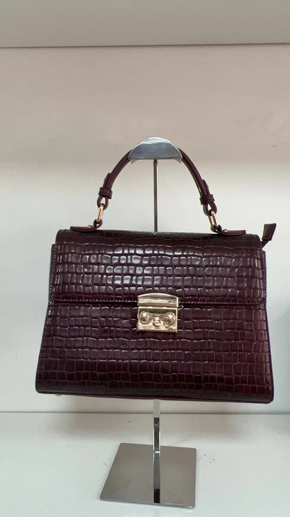 2024 New Style Trendy Retro Patent Leather Crocodile Pattern Small Square Bag