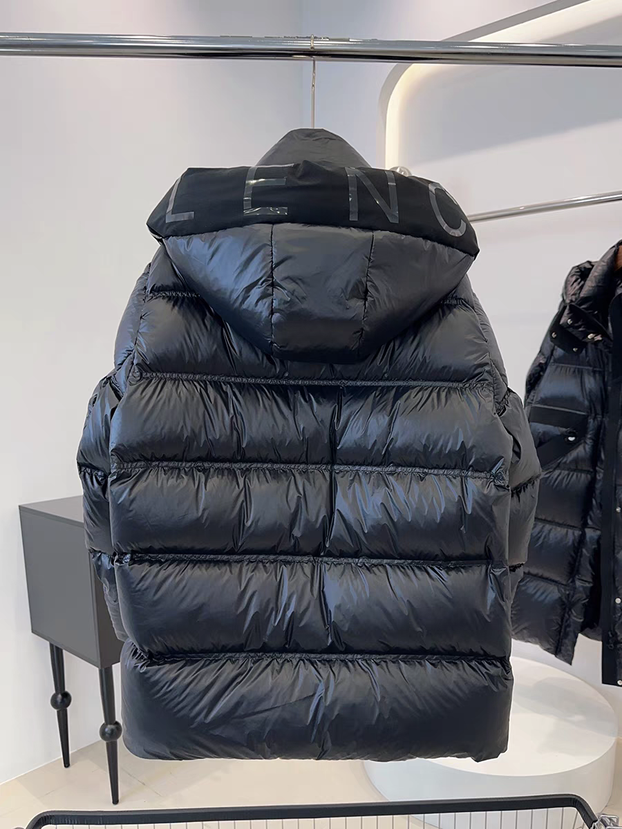 European goods shiny black-gold down jacket