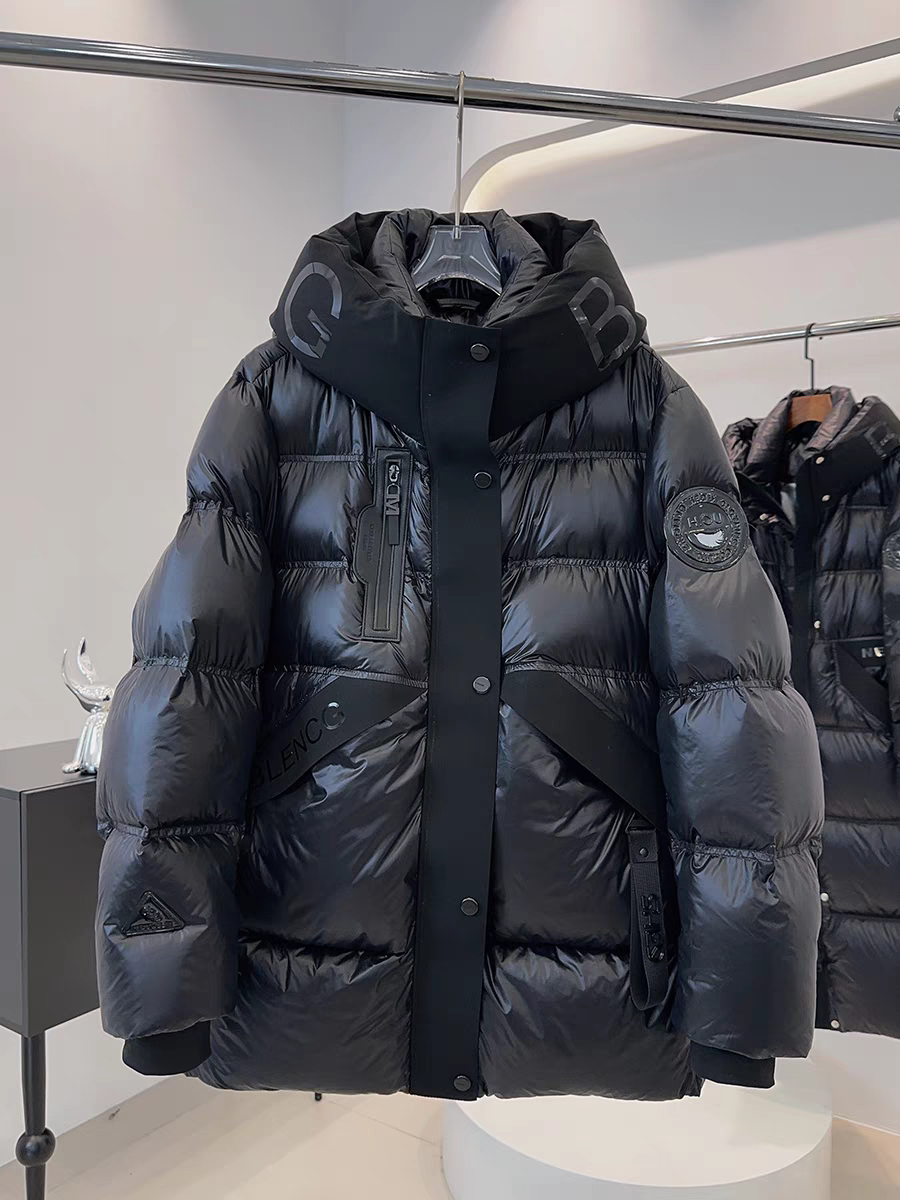 European goods shiny black-gold down jacket