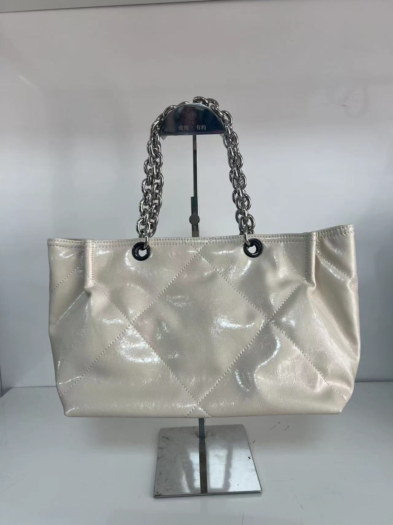 2024 New Style Minority Design Rhombic Leather Chain Bag