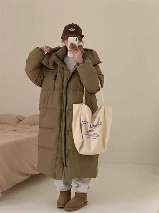 Thickened Mid-long Down Jacket with Over-knee Length